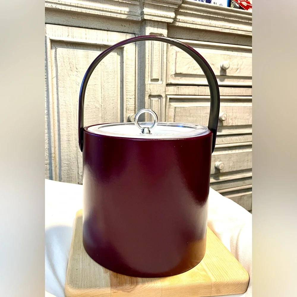 *Vintage**EUC* MCM GEORGES BRIARD Ice Bucket W/ Lid & Tongs - Leather(?) -Maroon